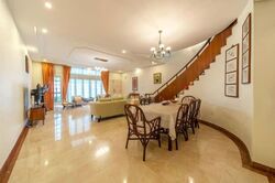 Parry Avenue (D19), Terrace #563320421